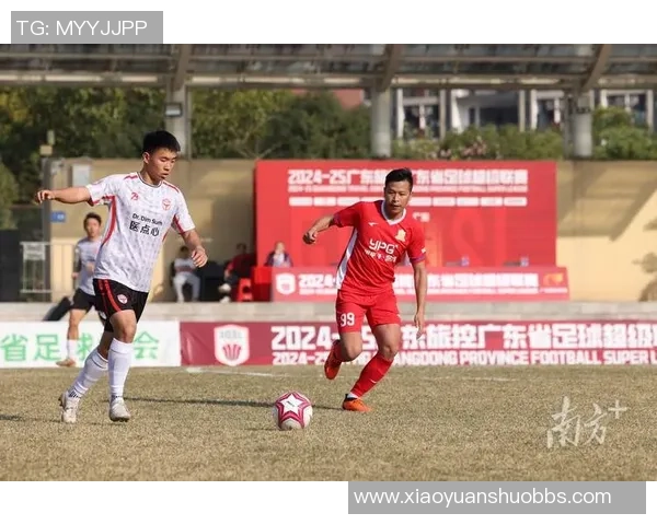 深圳足球队运营革新探索:从管理模式到球迷互动的全方位升级 深圳足球队运营革新探索:从管理模式到球迷互动的全方位升级